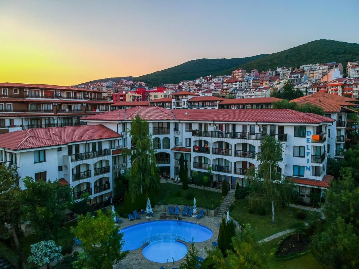 Marina Delfin Apartments - Top Location & Pet Friendly Sveti Vlas Esterno foto