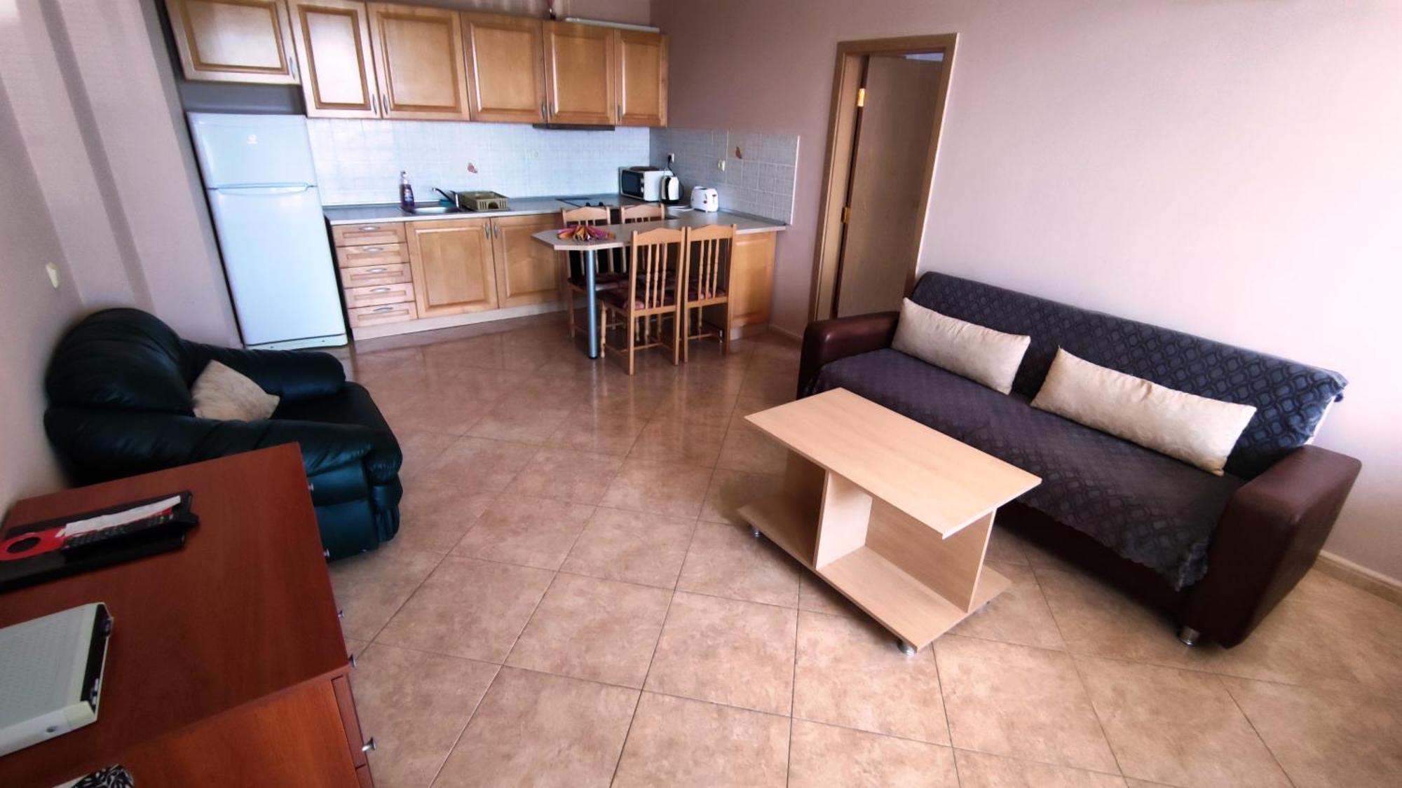 Marina Delfin Apartments - Top Location & Pet Friendly Sveti Vlas Esterno foto