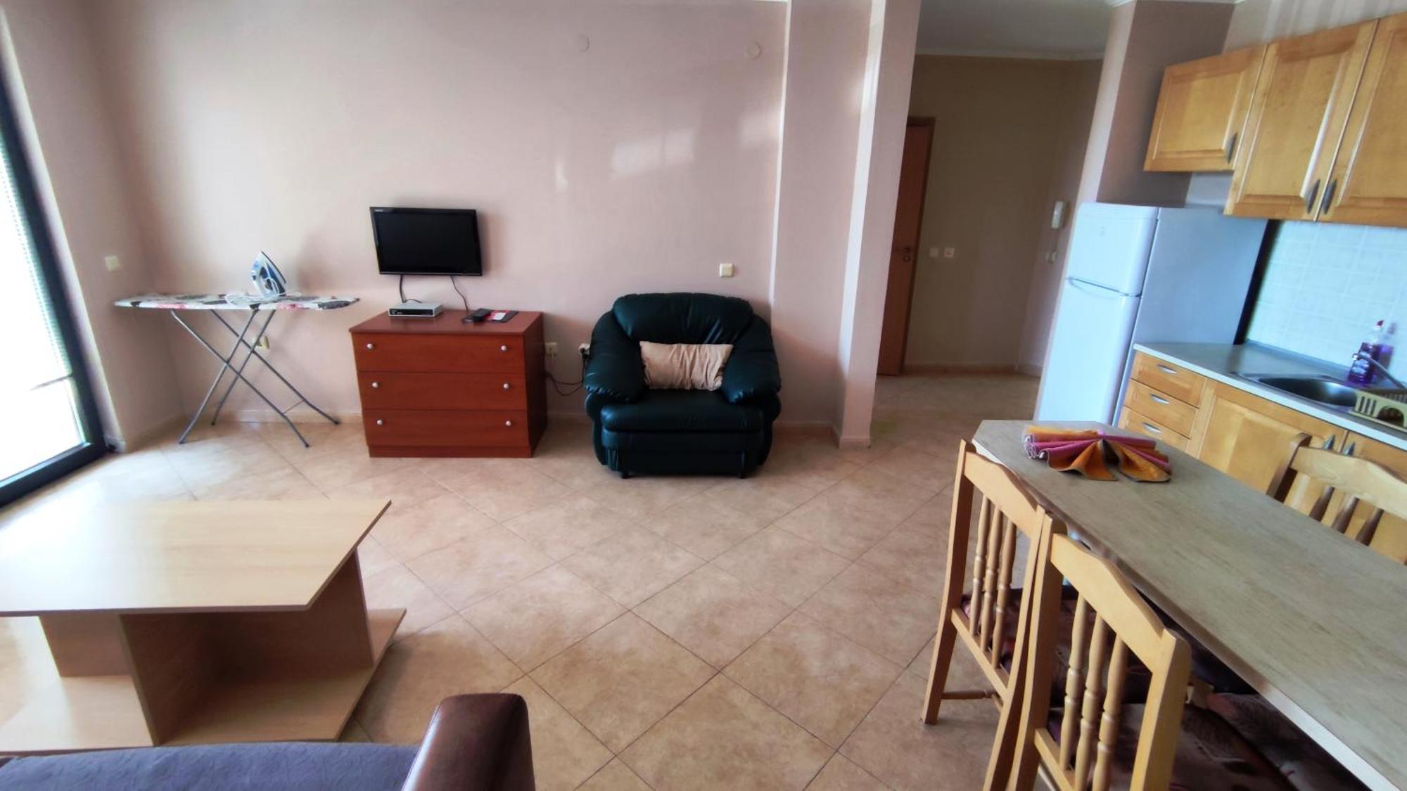 Marina Delfin Apartments - Top Location & Pet Friendly Sveti Vlas Esterno foto