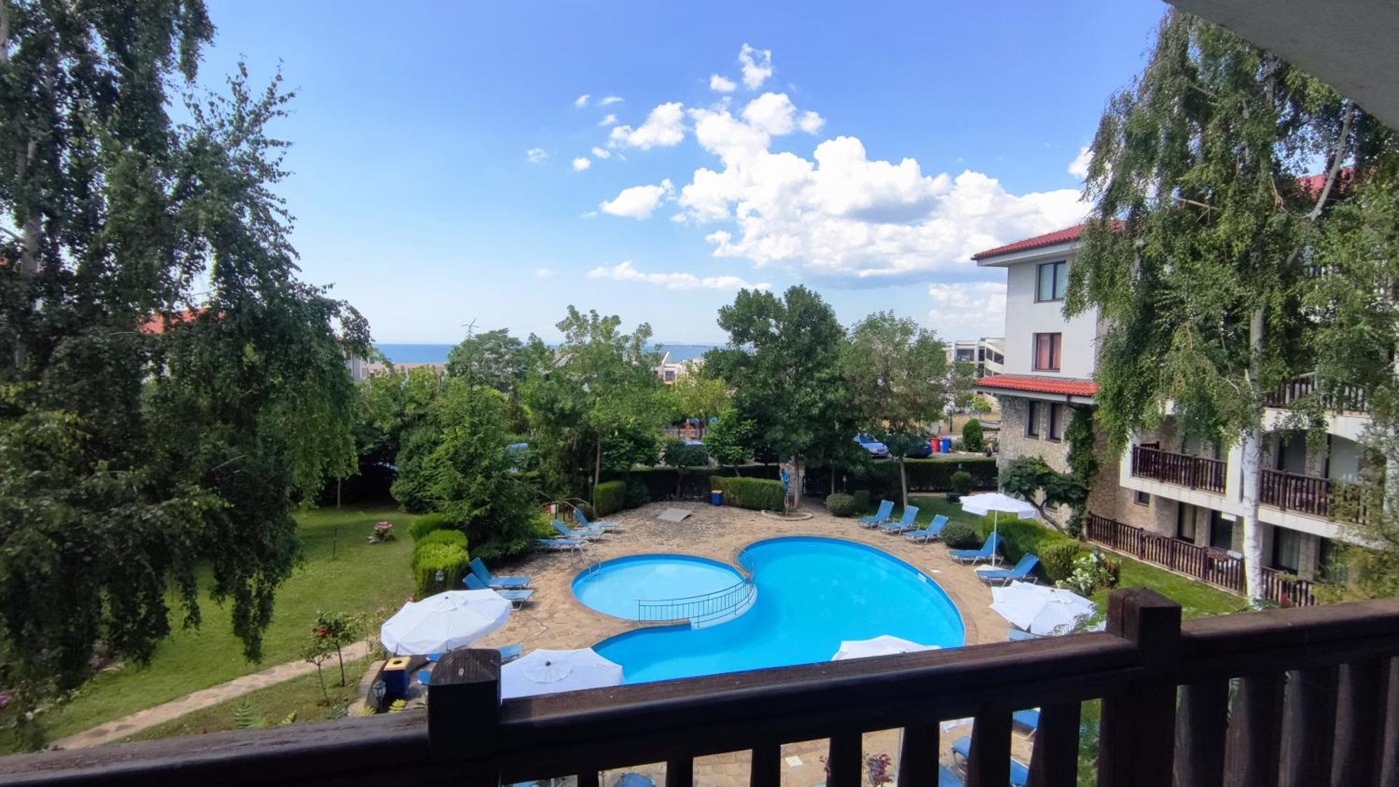 Marina Delfin Apartments - Top Location & Pet Friendly Sveti Vlas Esterno foto