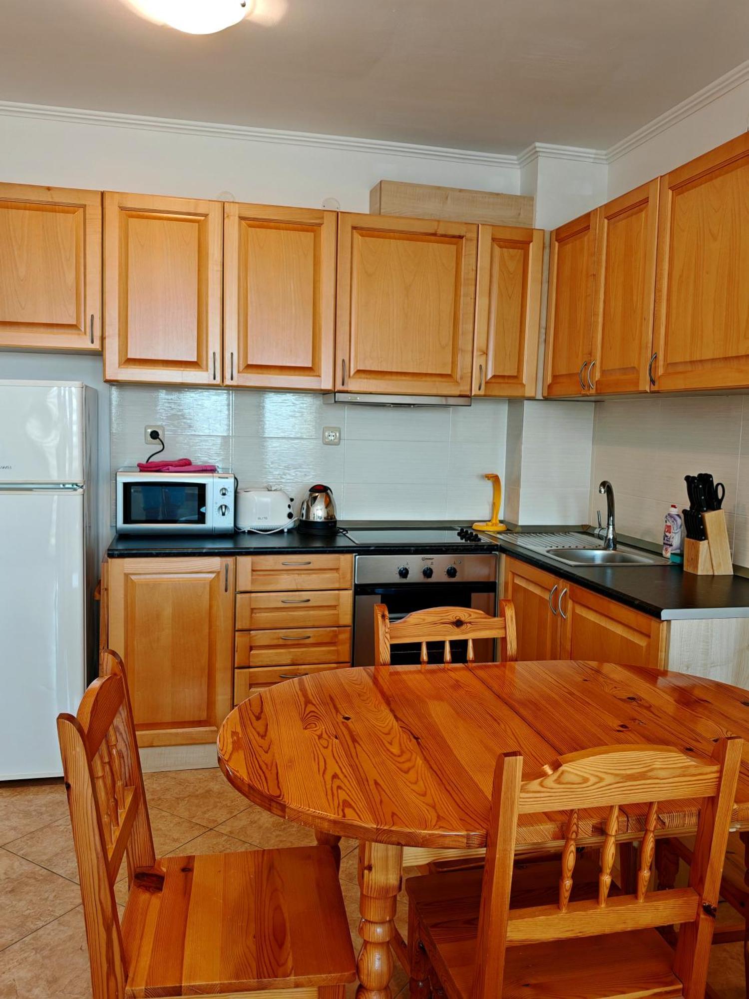 Marina Delfin Apartments - Top Location & Pet Friendly Sveti Vlas Esterno foto