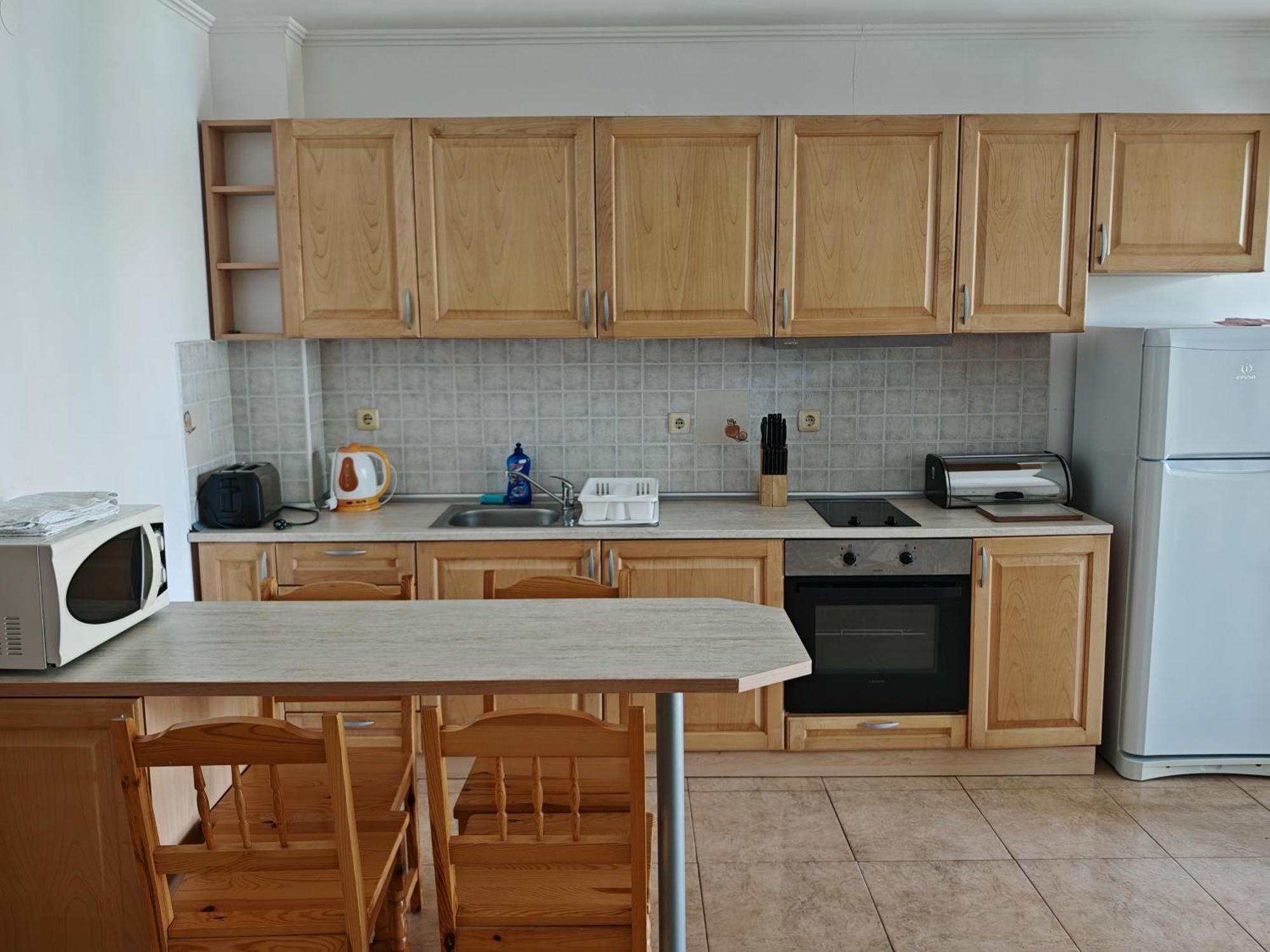 Marina Delfin Apartments - Top Location & Pet Friendly Sveti Vlas Esterno foto