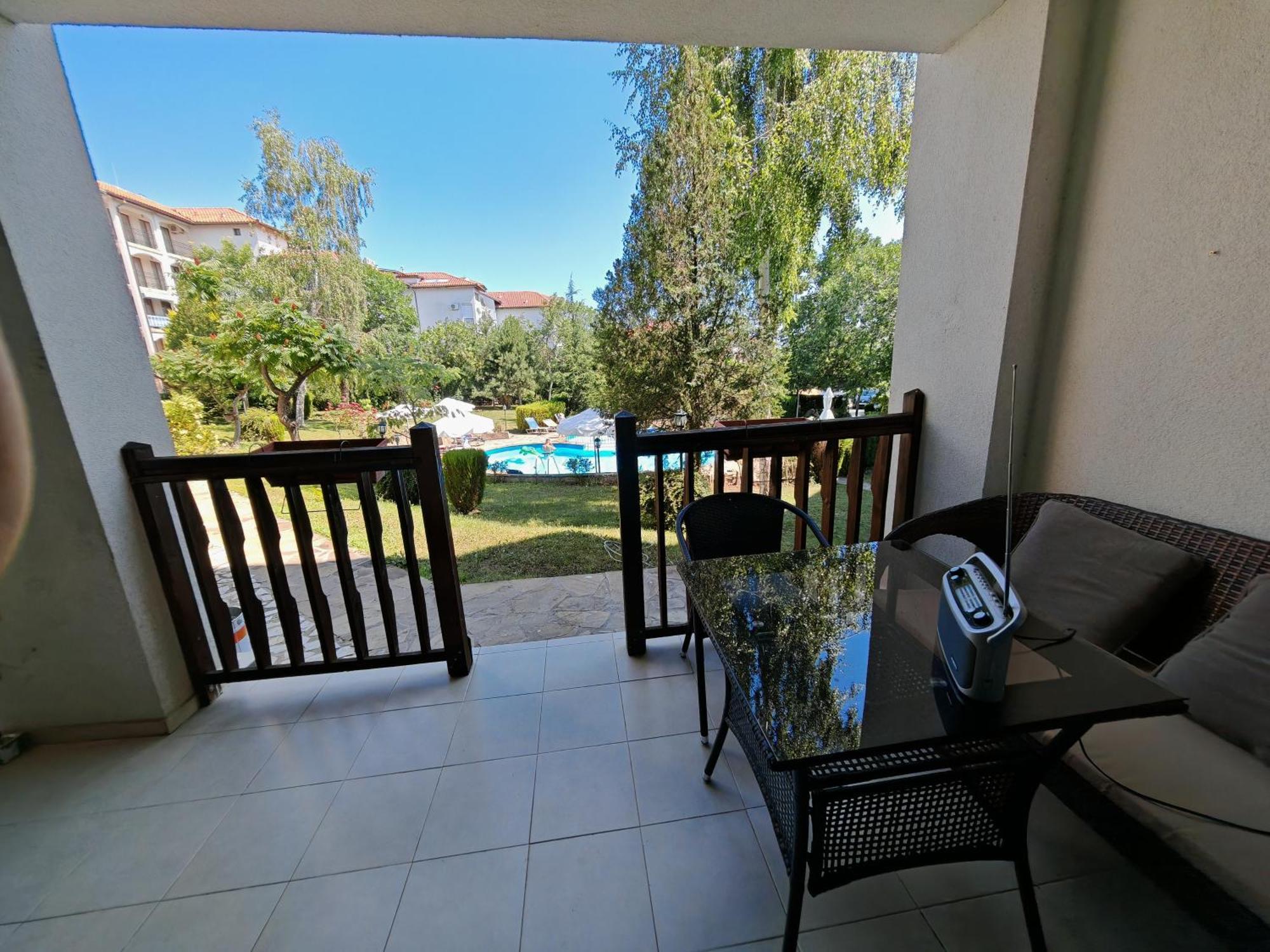 Marina Delfin Apartments - Top Location & Pet Friendly Sveti Vlas Esterno foto